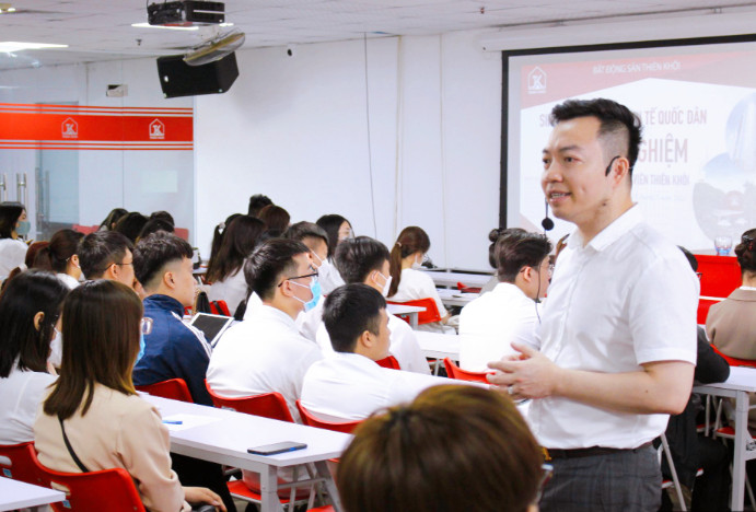 tuyển dụng bất động sản Thiên Khôi