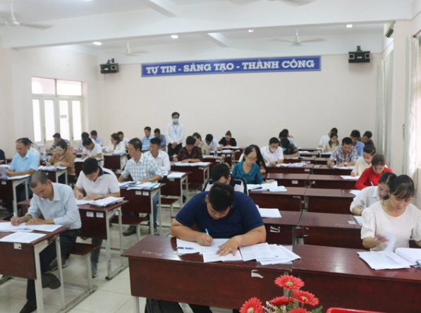 Thi chứng chỉ hành nghề môi giới bđs