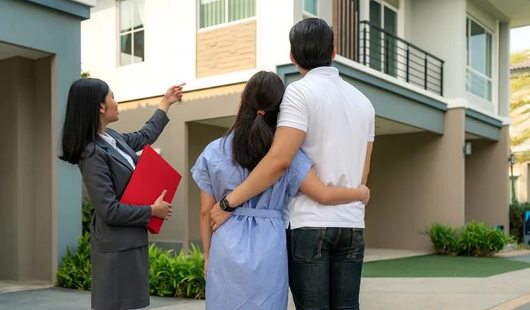 Nhân viên môi giới nhà đất là gì và có cần kỹ năng đặc biệt không?
