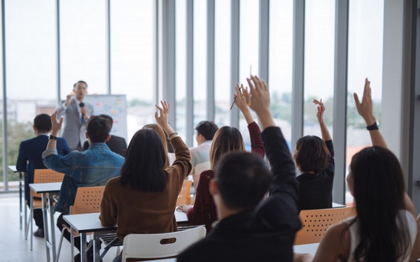 Khóa học chứng chỉ môi giới bất động sản có thời gian bao lâu?