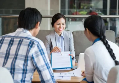 Công việc sale bất động sản có dễ kiếm khách hàng không?